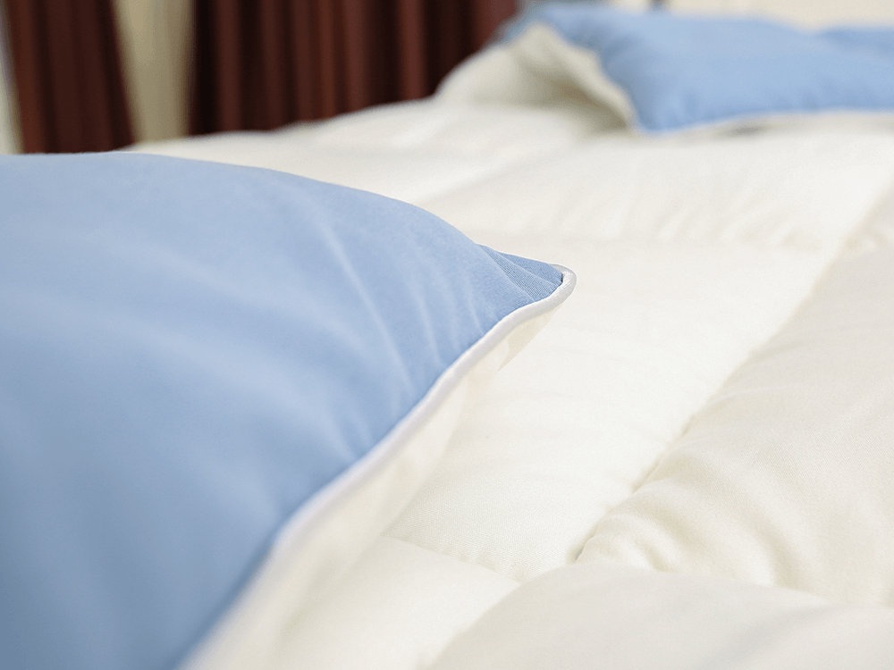 Selimut Polyester Warna Ganda