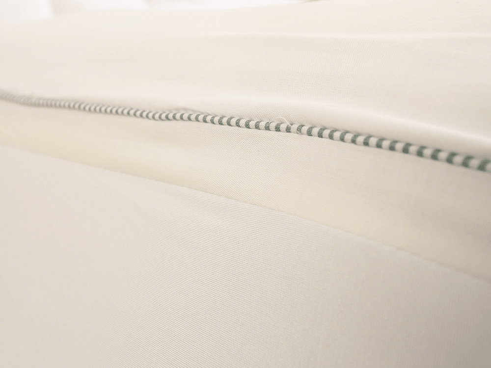 Pelindung kasur poliester yang sangat tebal